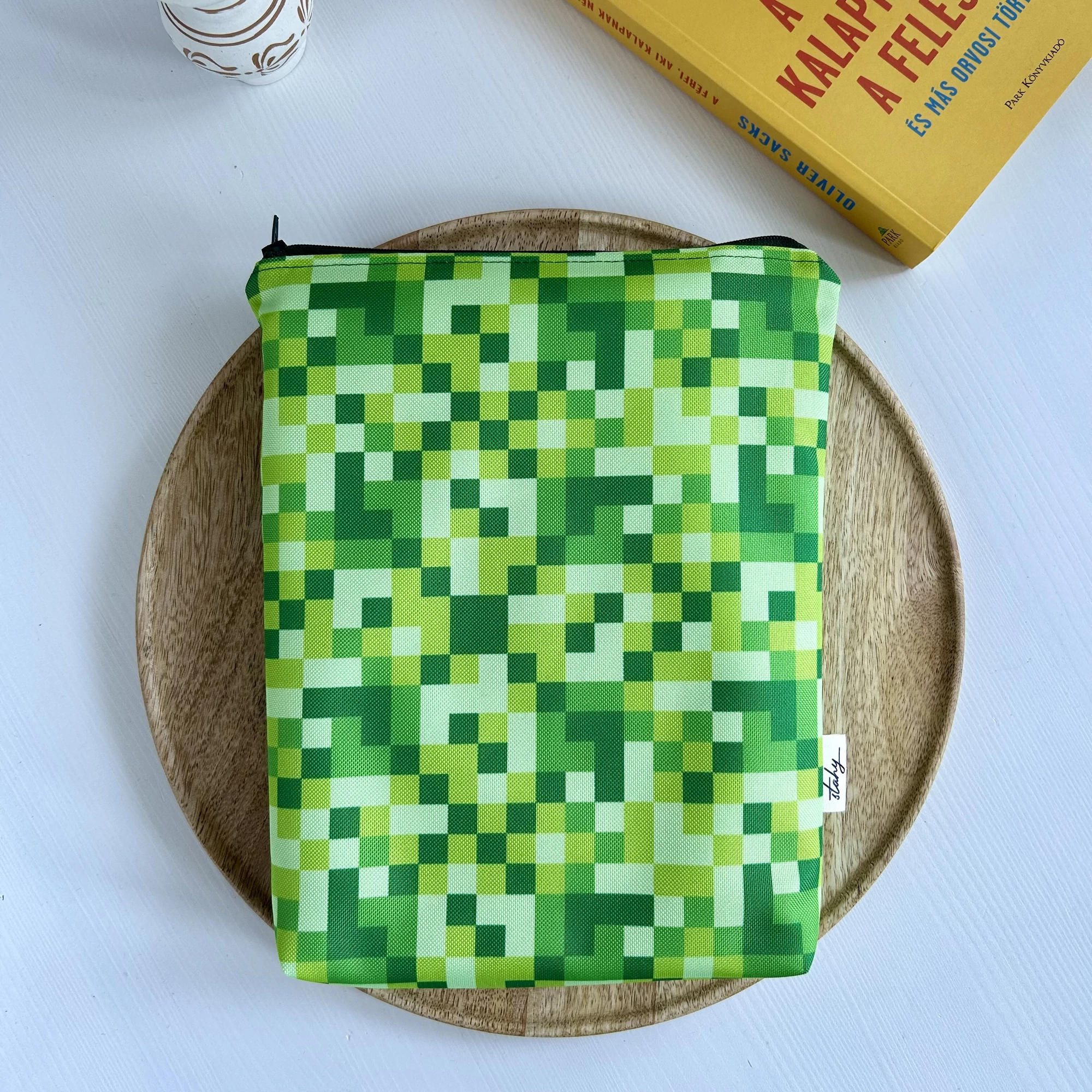 &quot;Cubes&quot; könyvtok